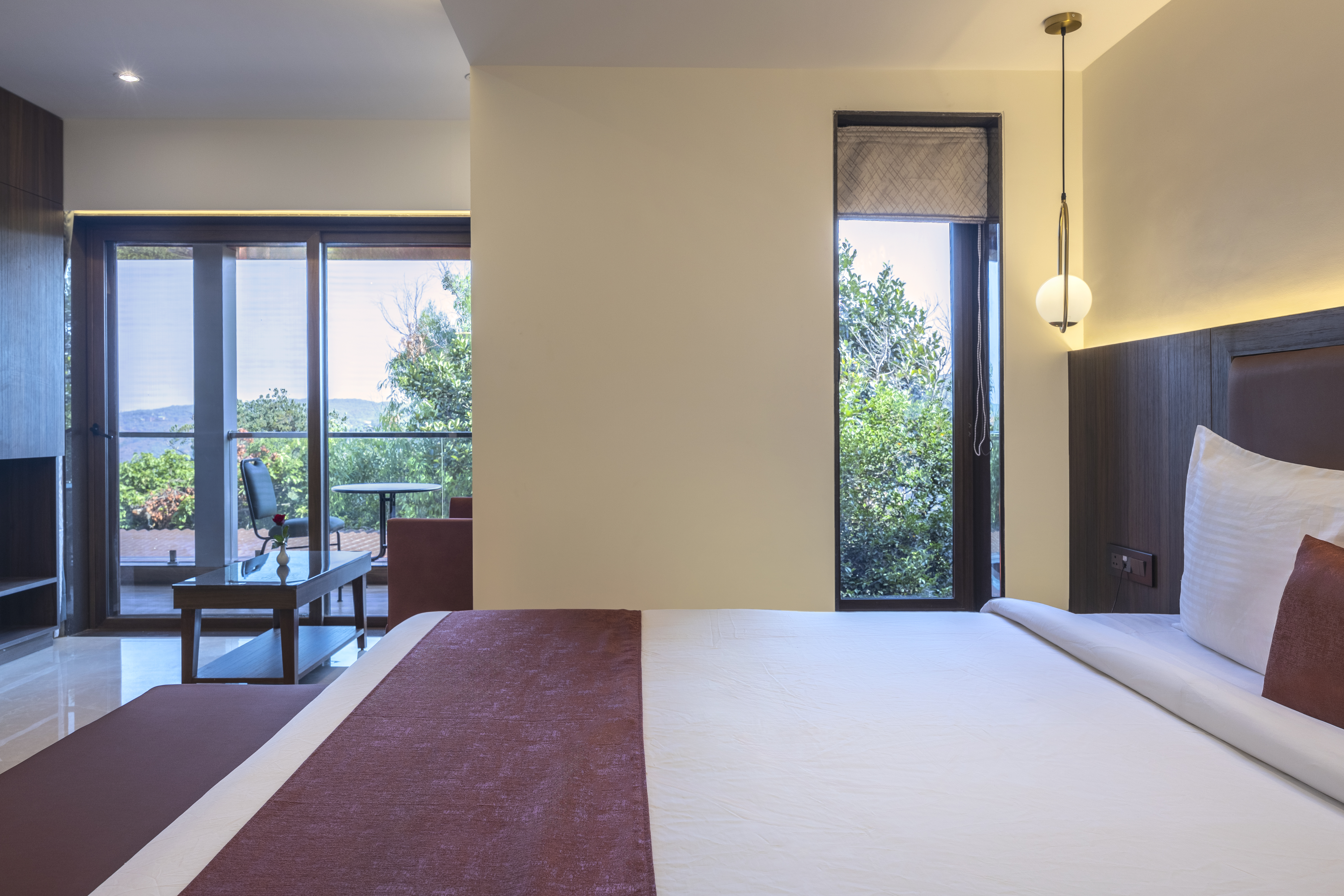 Elevate Romance: 7 Luxury Stays at Bella Vista