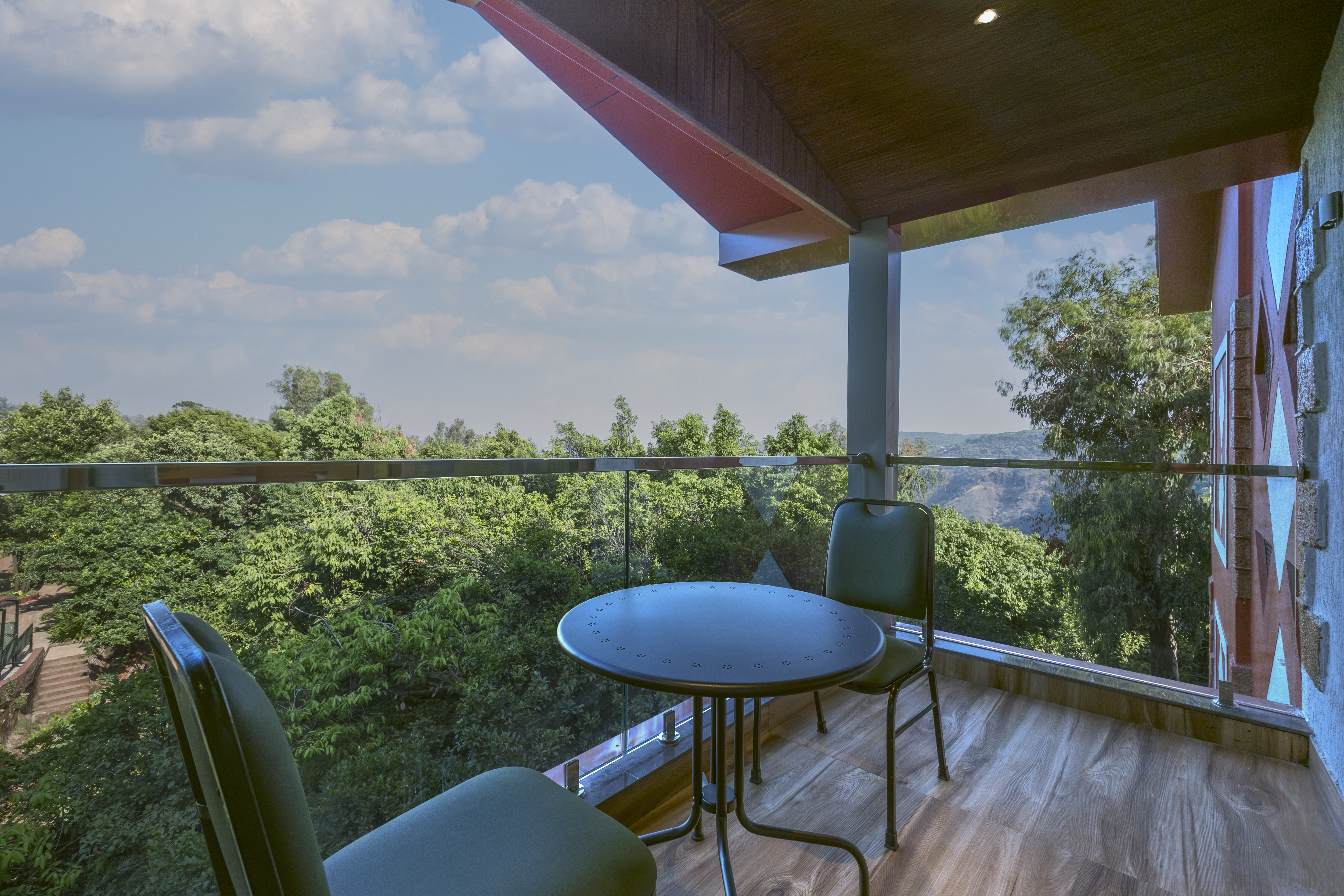 Experience Ultimate Luxury at Bella Vista Resort: Your Guide to Mahabaleshwar Hotel Bookings